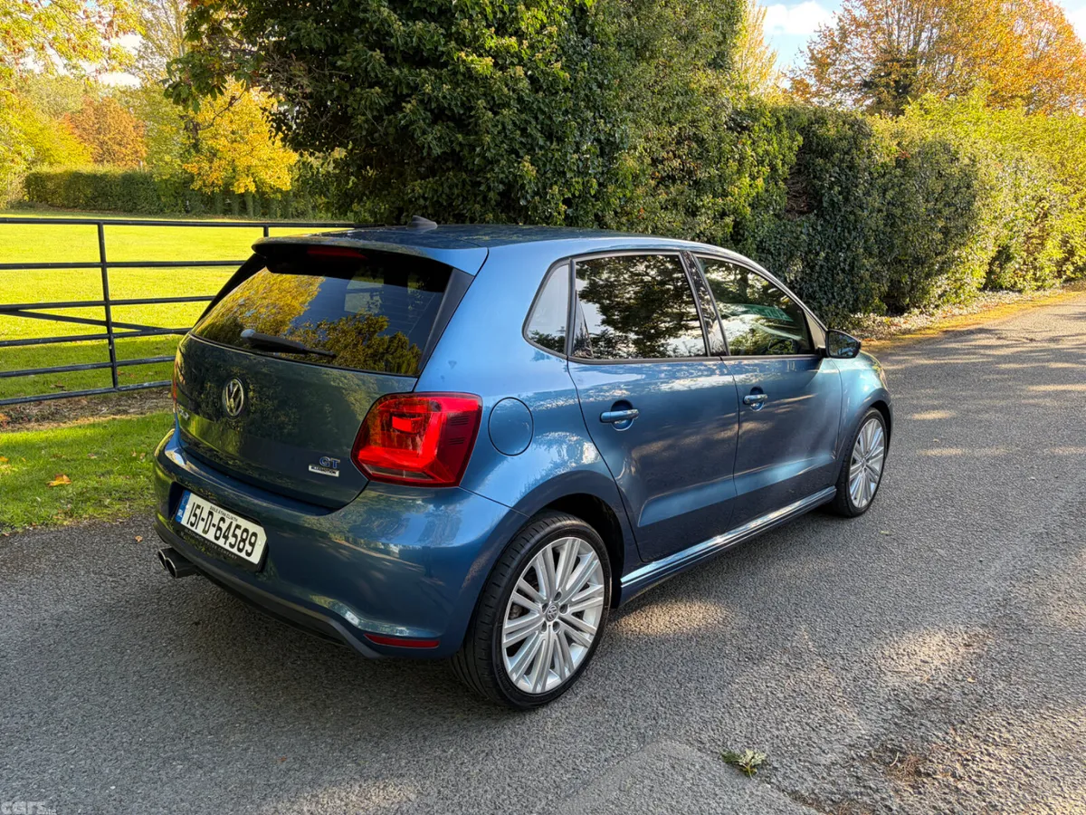 Volkswagen Polo Hatchback, Petrol, 2015, Blue