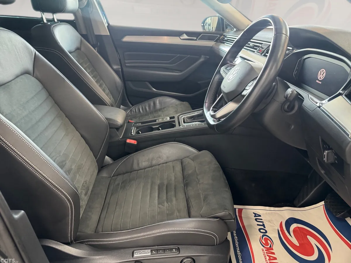 Volkswagen Passat Estate, Diesel, 2022, Grey