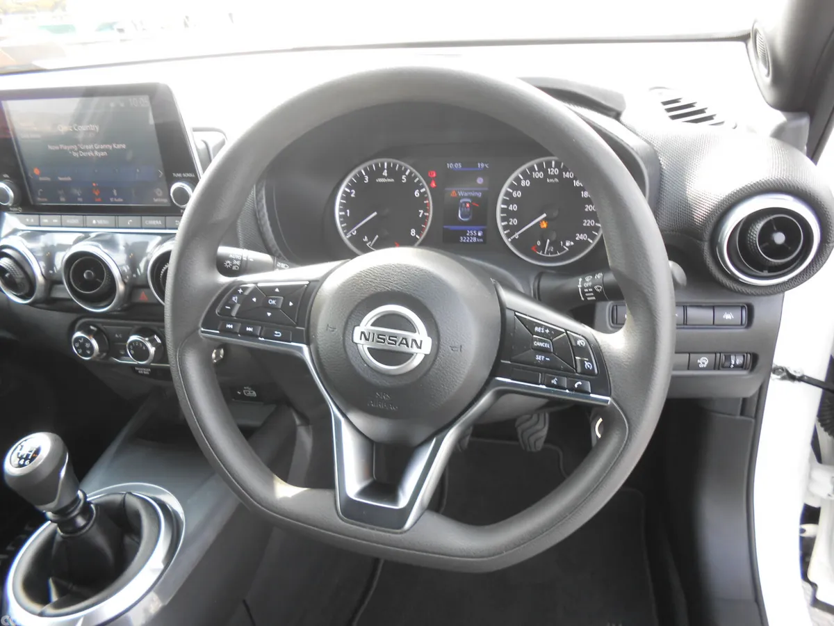 Nissan Juke SUV, Petrol, 2020, White