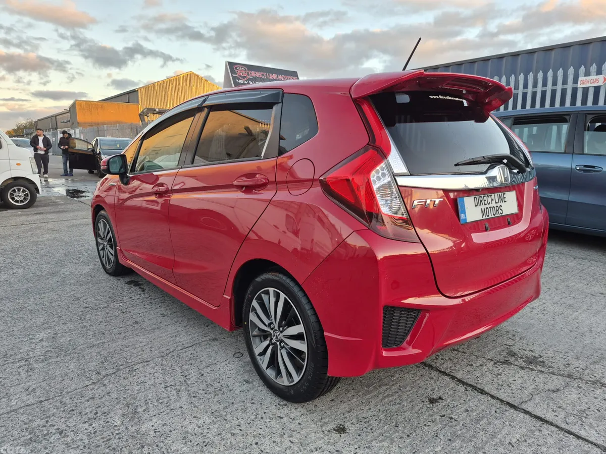 Honda Fit Hatchback, Petrol Hybrid, 2016, Red