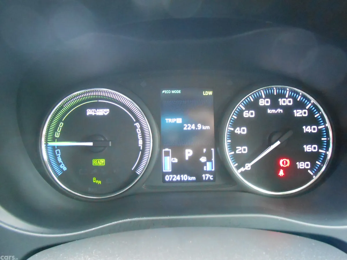 Mitsubishi Outlander SUV, Petrol Plug-in Hybrid, 2017, Silver