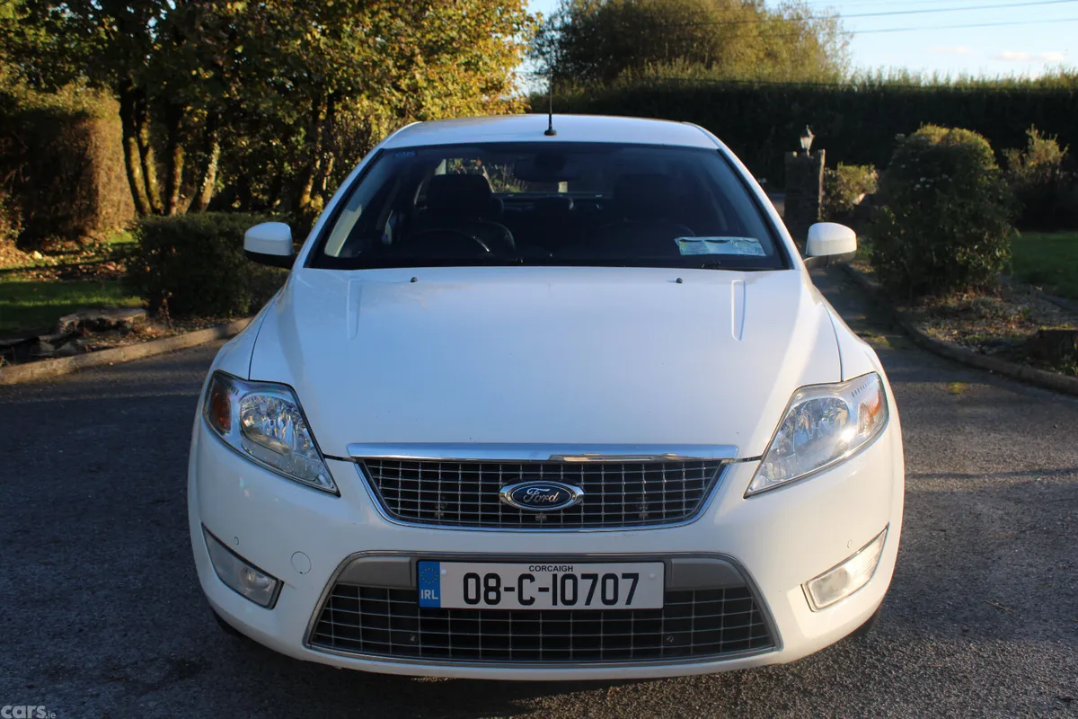 Ford Mondeo Saloon, Diesel, 2008, White