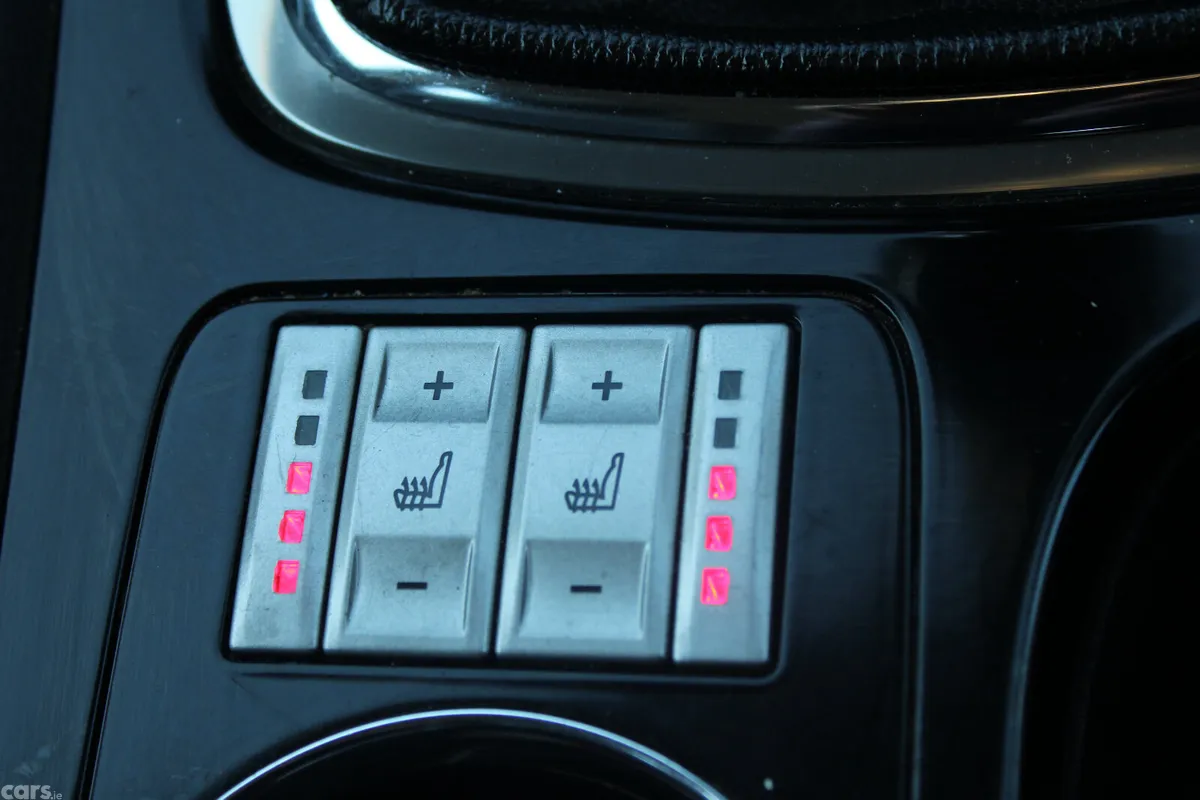 Ford Mondeo Saloon, Diesel, 2008, White