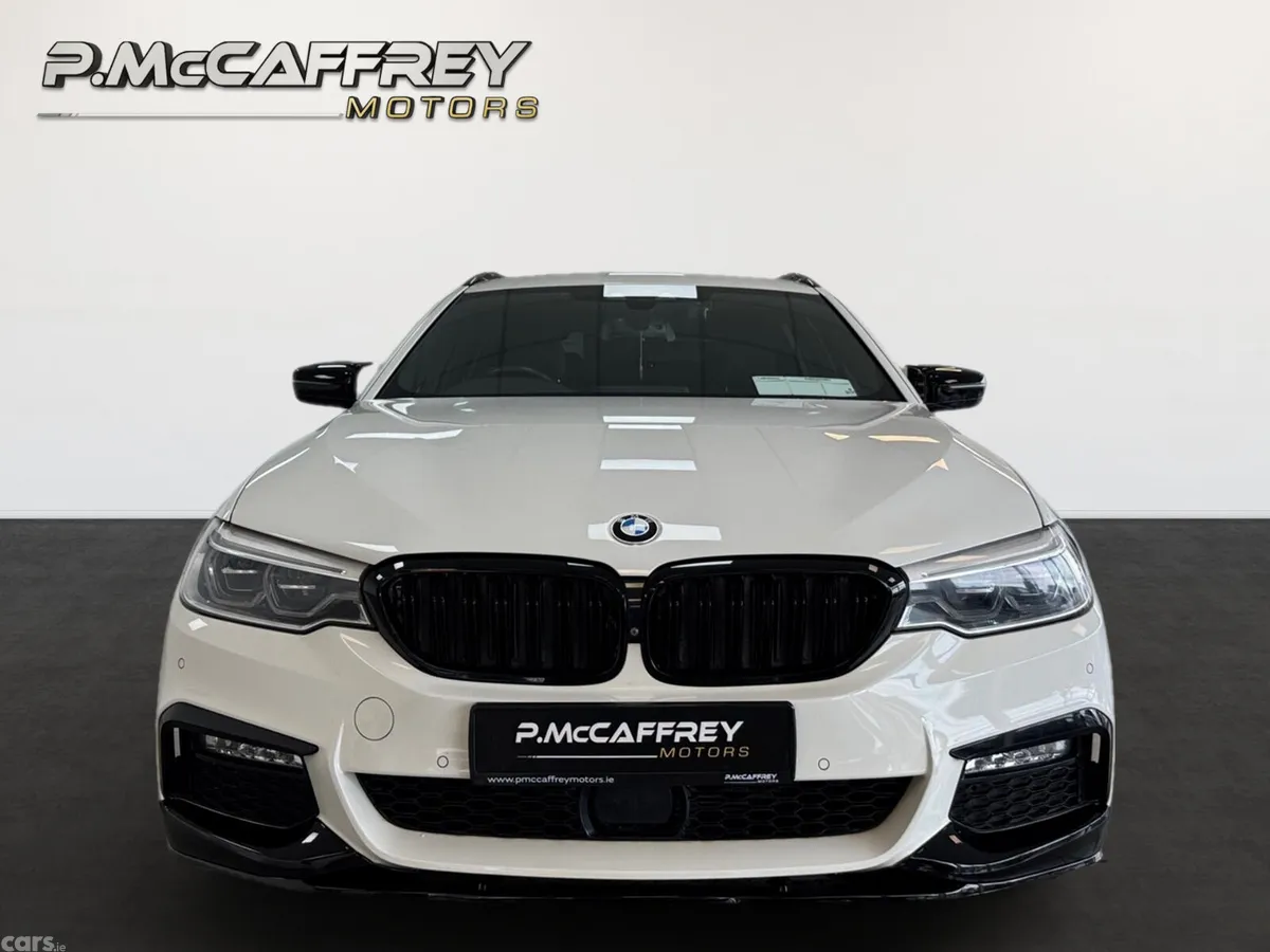 BMW 5-Series Estate, Diesel, 2017, White