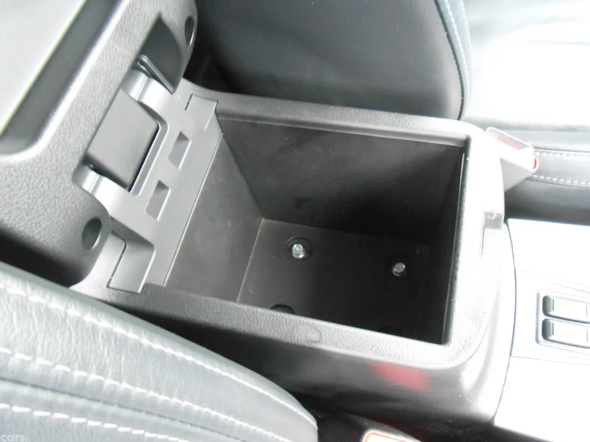 Mitsubishi Outlander SUV, Petrol Plug-in Hybrid, 2019, Silver