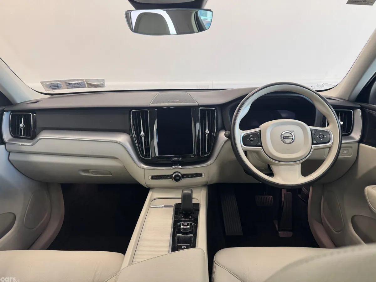 Volvo XC60 SUV, Diesel, 2021, Grey