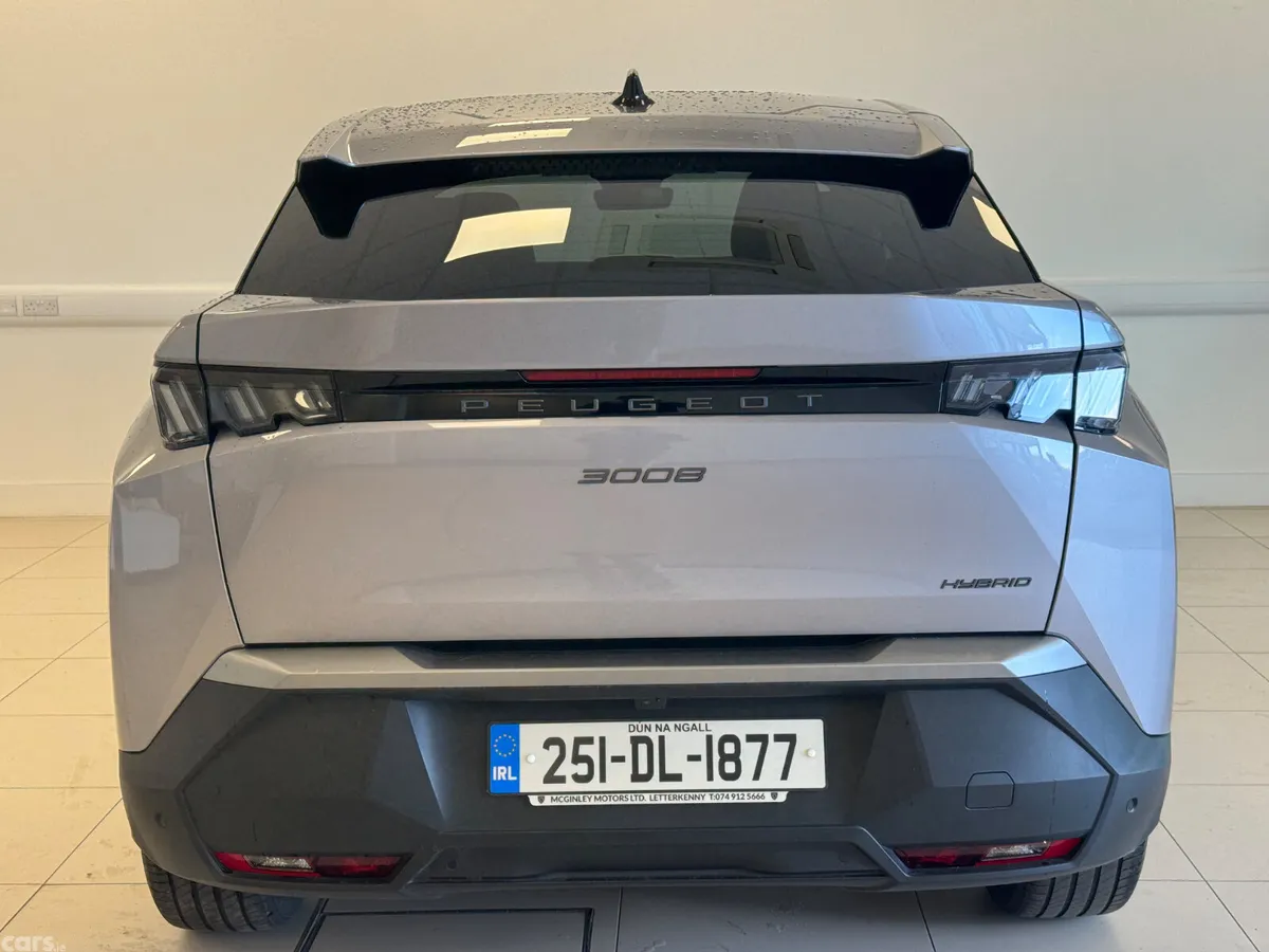 Peugeot 3008 MPV, Petrol, 2025, Grey
