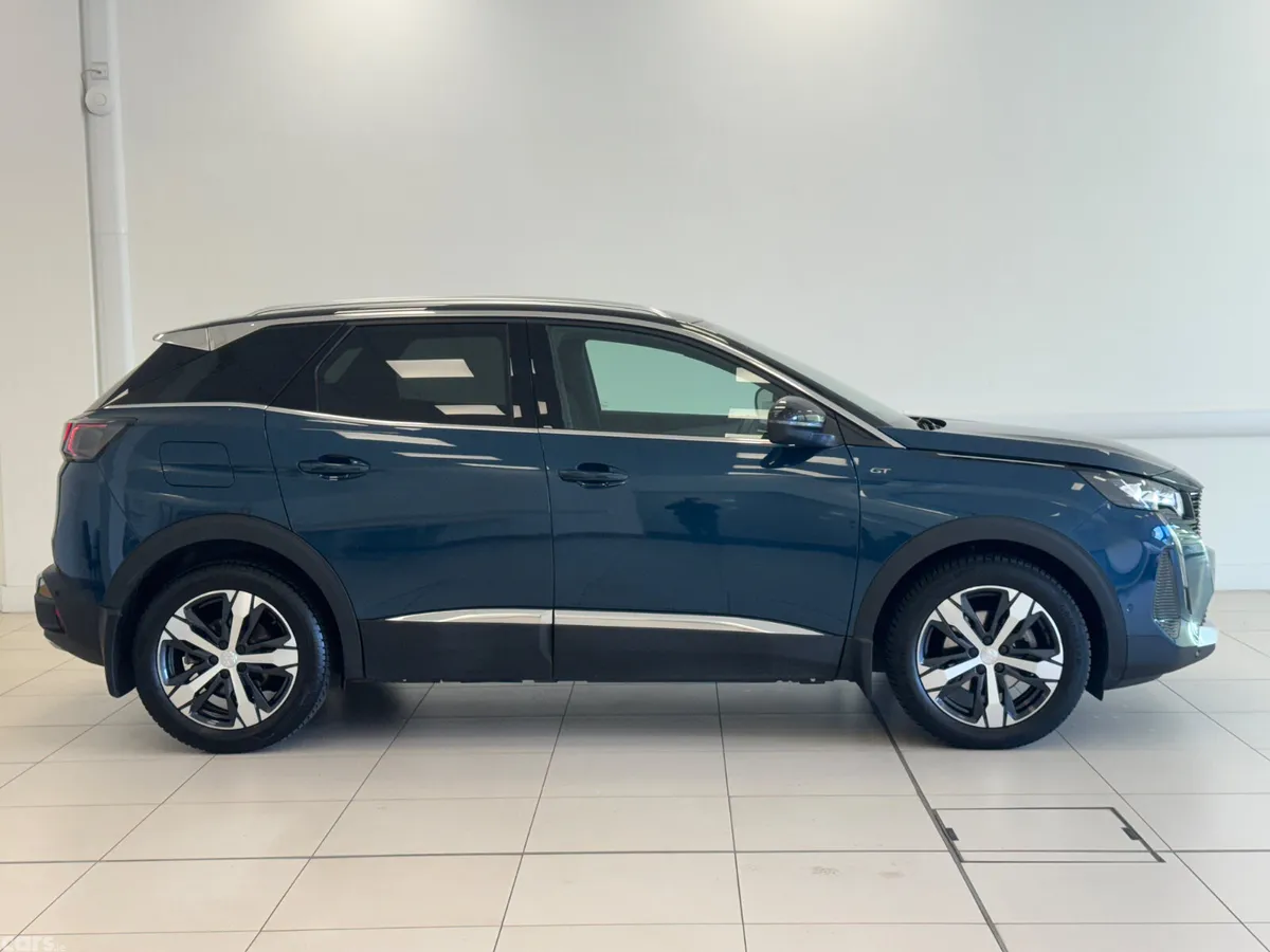 Peugeot 3008 MPV, Diesel, 2024, Blue