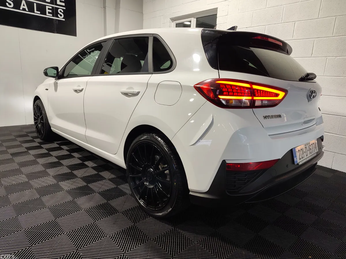 Hyundai i30 Hatchback, Petrol, 2022, White