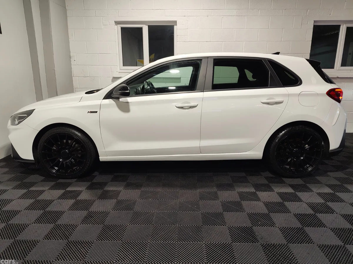Hyundai i30 Hatchback, Petrol, 2022, White