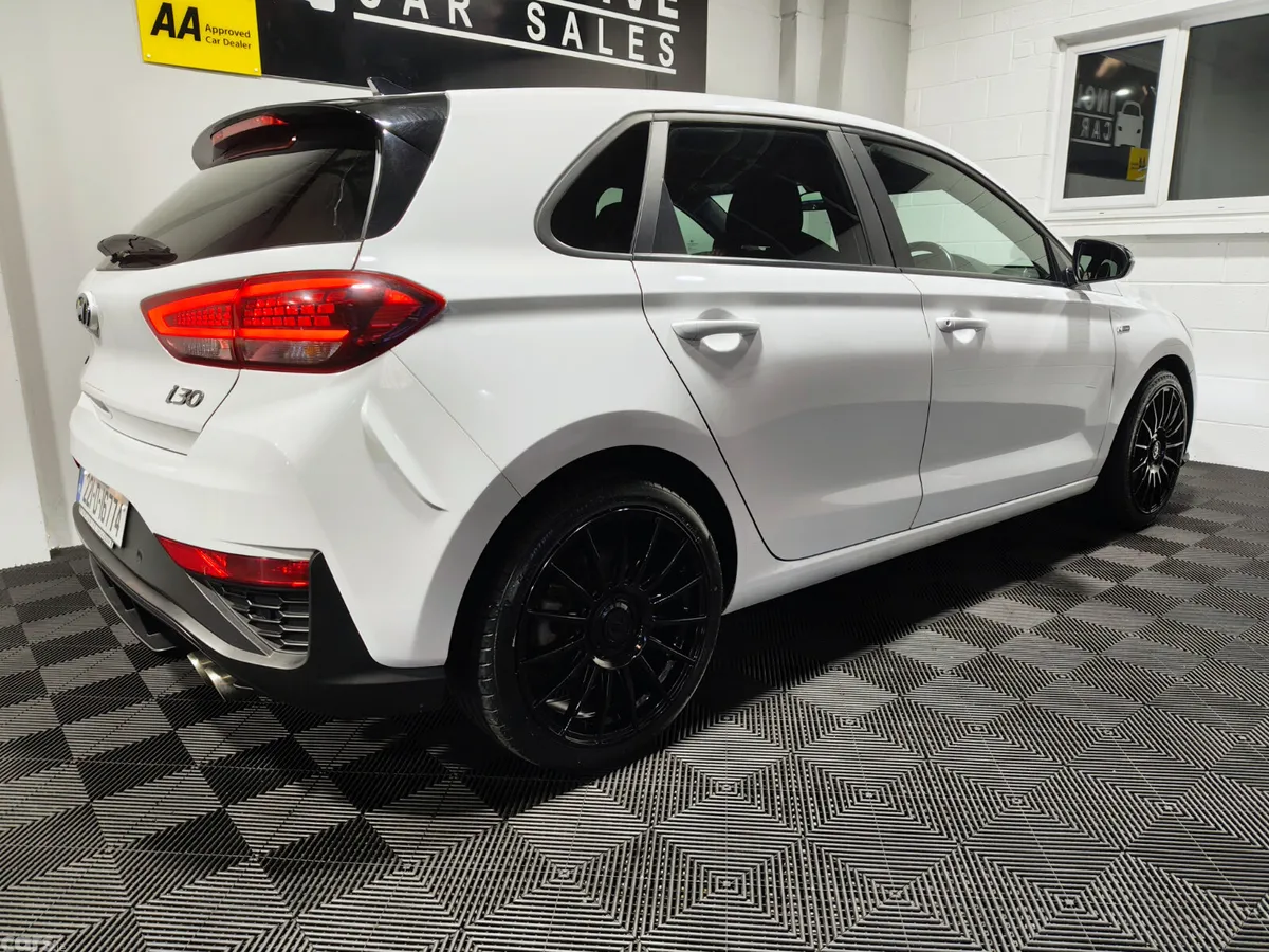 Hyundai i30 Hatchback, Petrol, 2022, White
