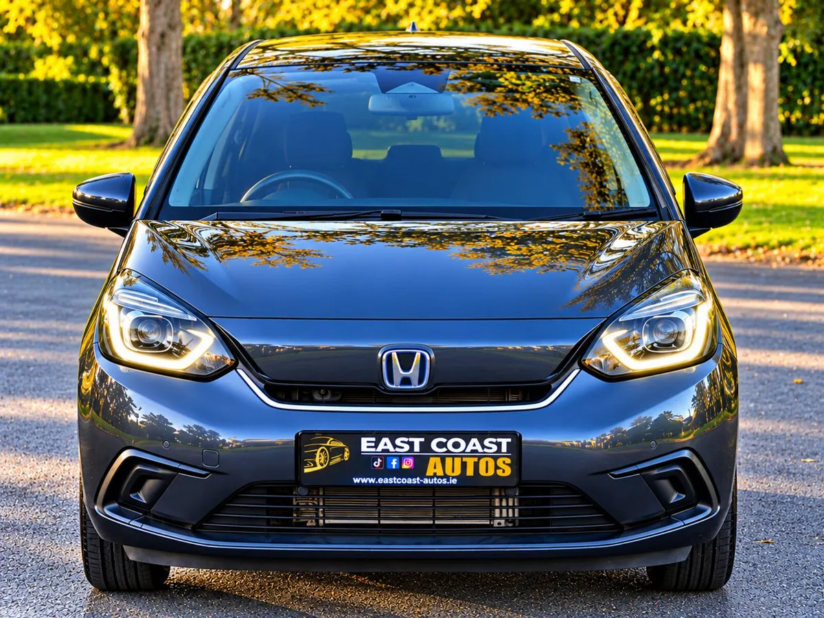 Honda Fit Hatchback, Petrol, 2021, Grey