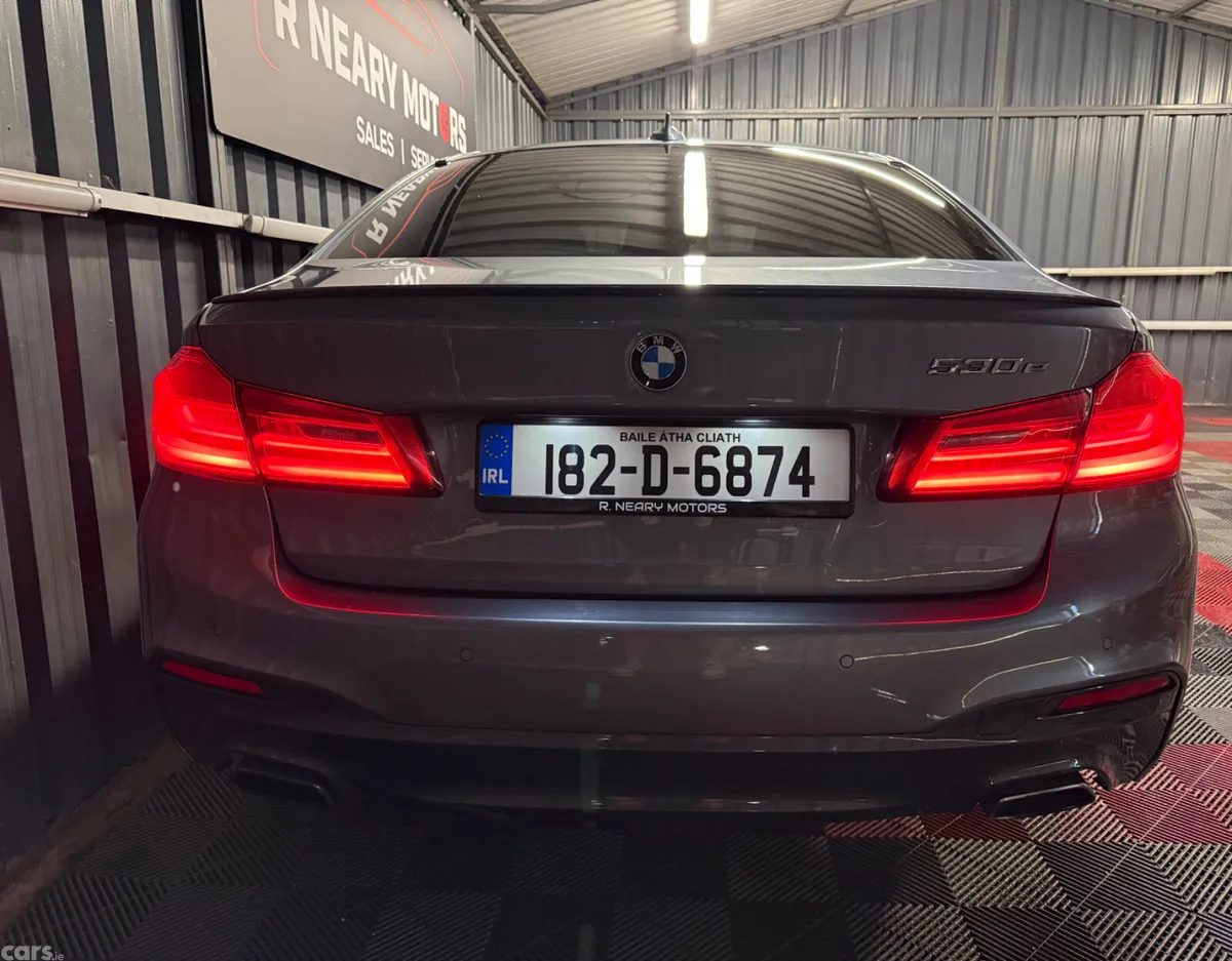 BMW 5-Series Saloon, Petrol Plug-in Hybrid, 2018, Grey