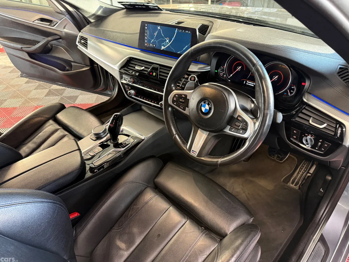 BMW 5-Series Saloon, Petrol Plug-in Hybrid, 2018, Grey