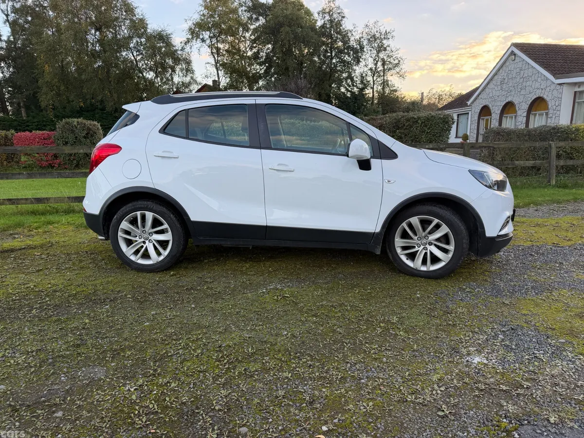Vauxhall Mokka Hatchback, Petrol, 2019, White