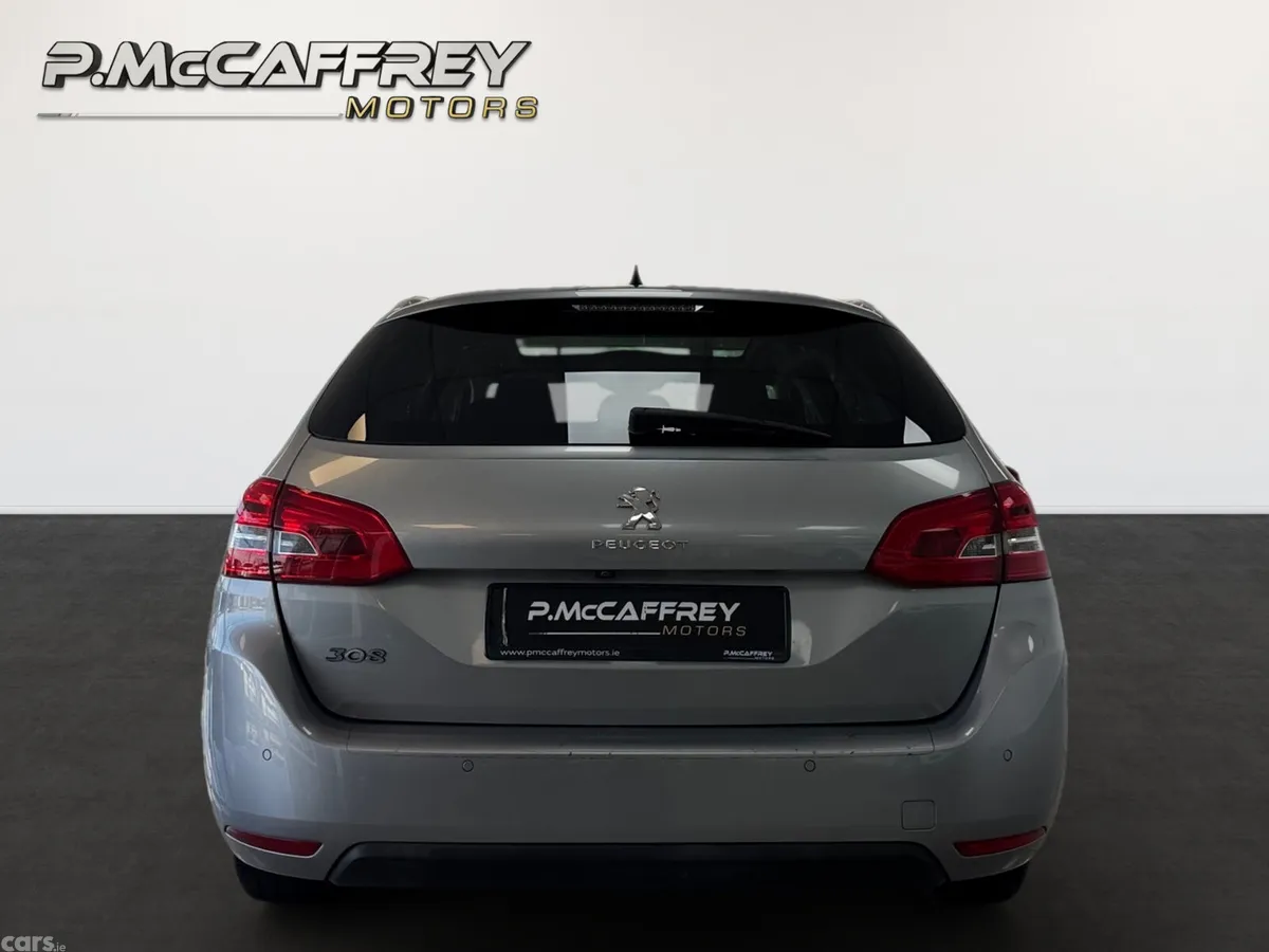 Peugeot 308 Estate, Diesel, 2018, Grey