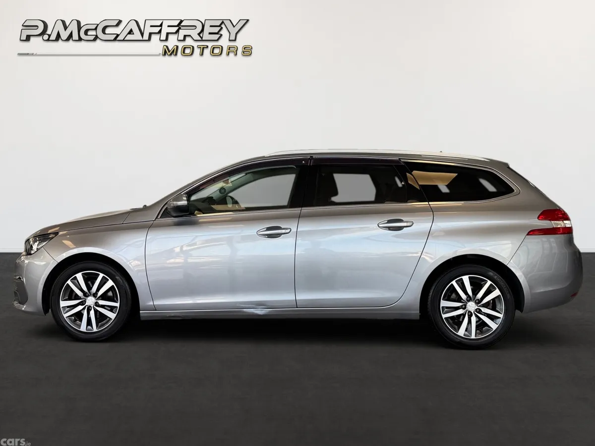 Peugeot 308 Estate, Diesel, 2018, Grey