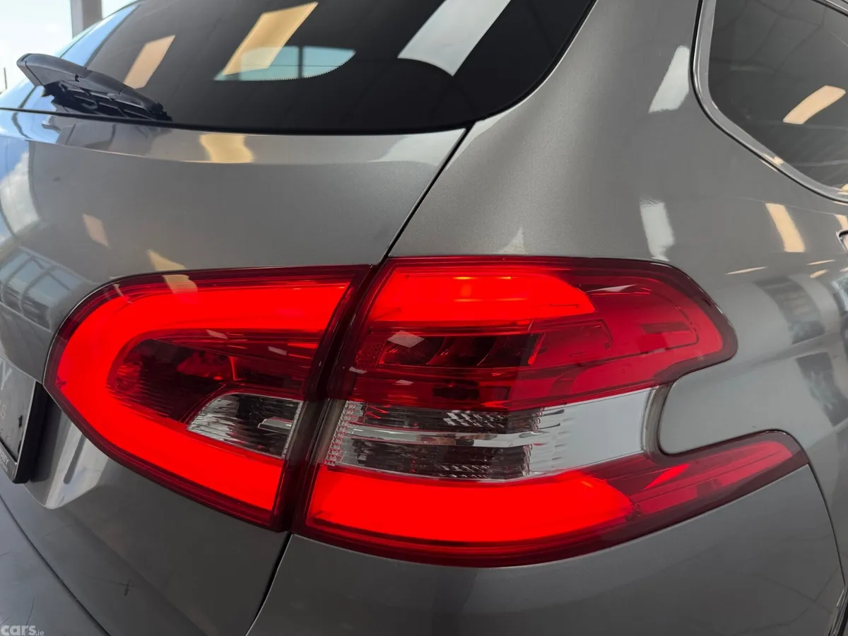 Peugeot 308 Estate, Diesel, 2018, Grey