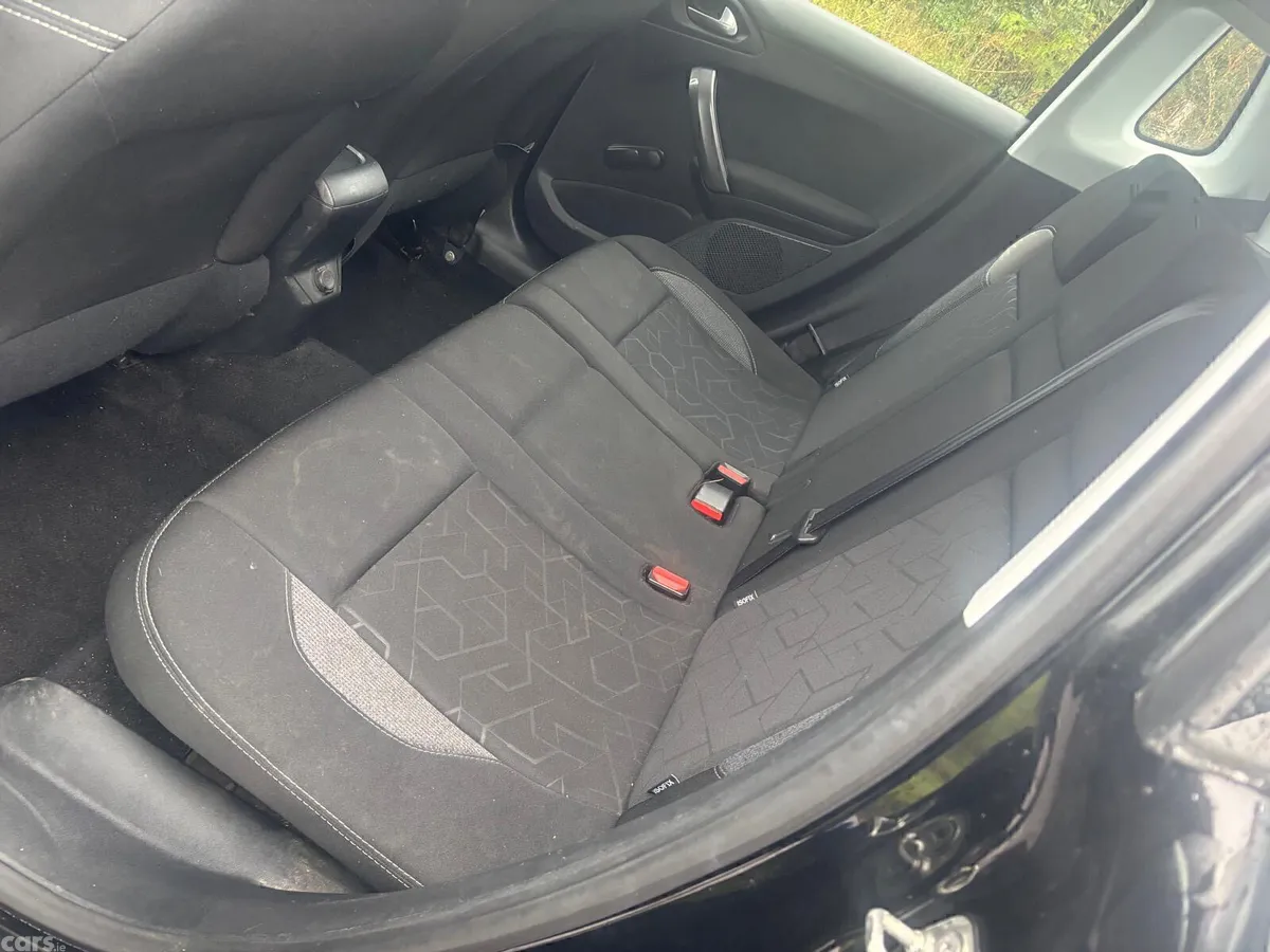 Peugeot 2008 SUV, Diesel, 2017, Black