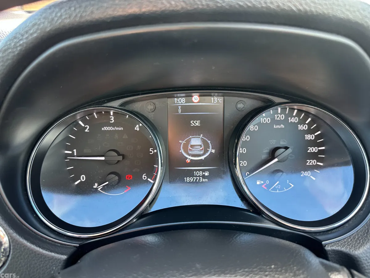 Nissan Qashqai SUV, Diesel, 2017, Black