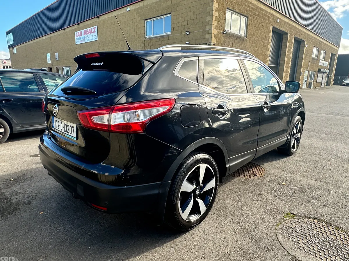 Nissan Qashqai SUV, Diesel, 2017, Black