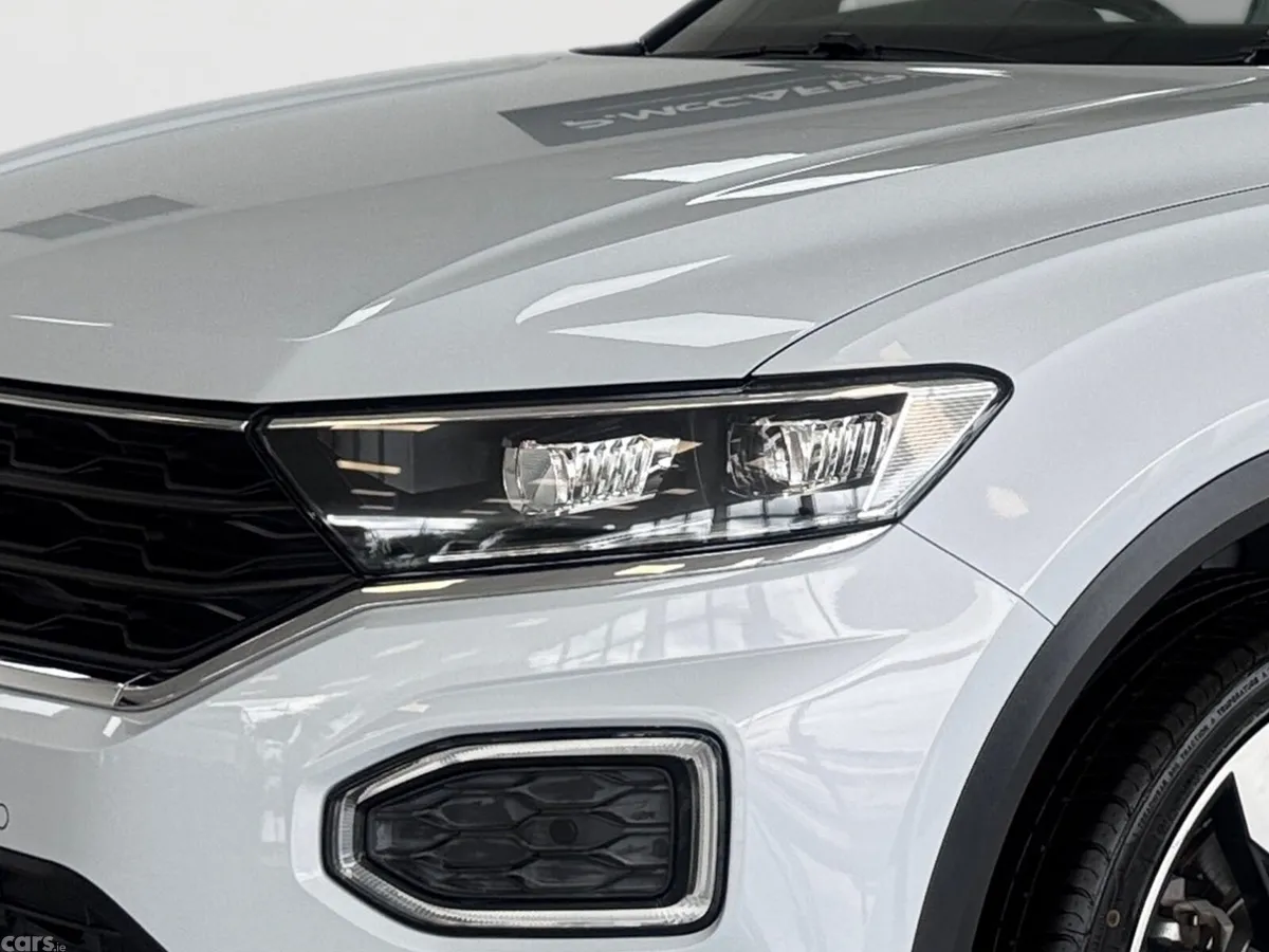 Volkswagen T-Roc SUV, Diesel, 2021, White