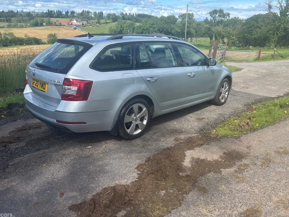 Skoda Octavia Estate, Diesel, 2020, Silver