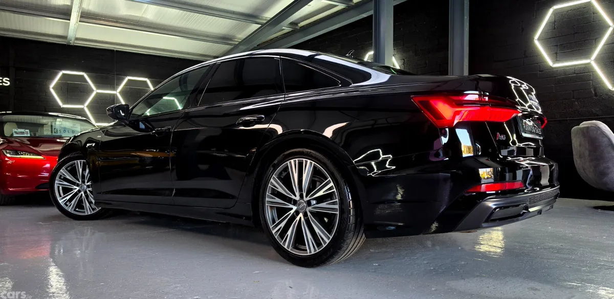 Audi A6 Saloon, Diesel, 2019, Black