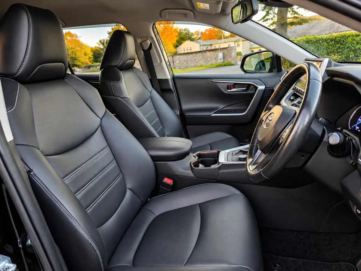 Toyota RAV4 SUV, Petrol Hybrid, 2019, Black