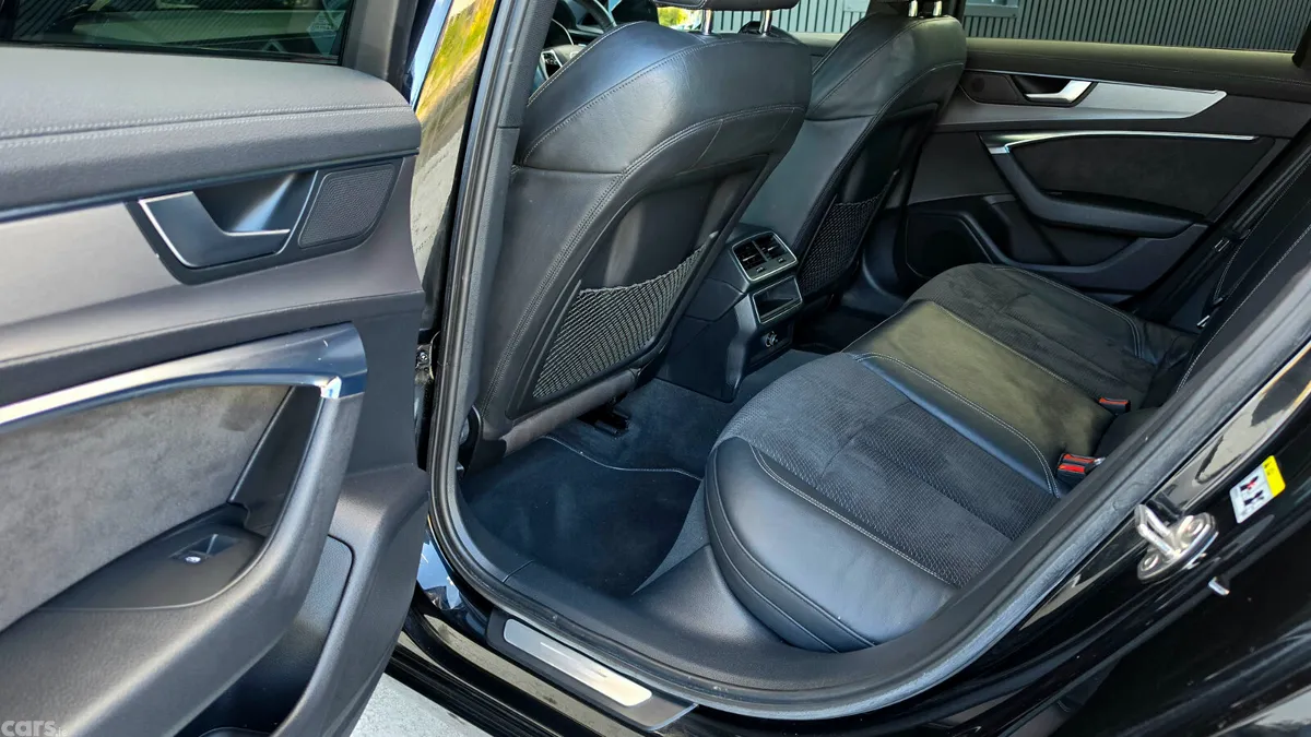 Audi A6 Saloon, Diesel, 2019, Black