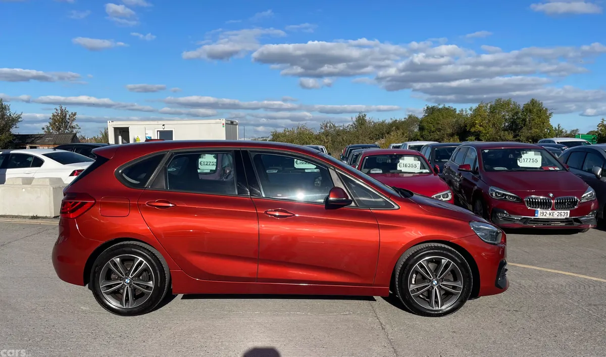 BMW 2-Series Hatchback, Diesel, 2018, Orange