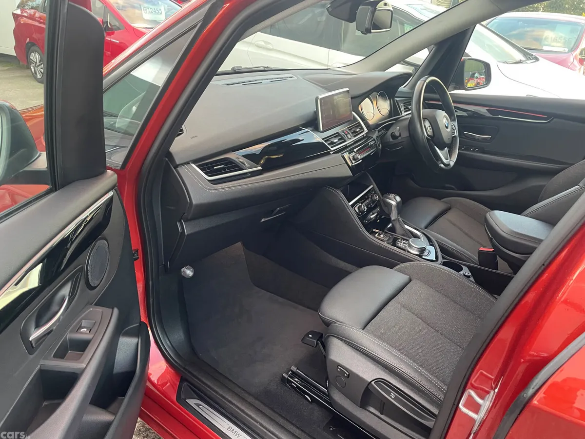 BMW 2-Series Hatchback, Diesel, 2018, Orange