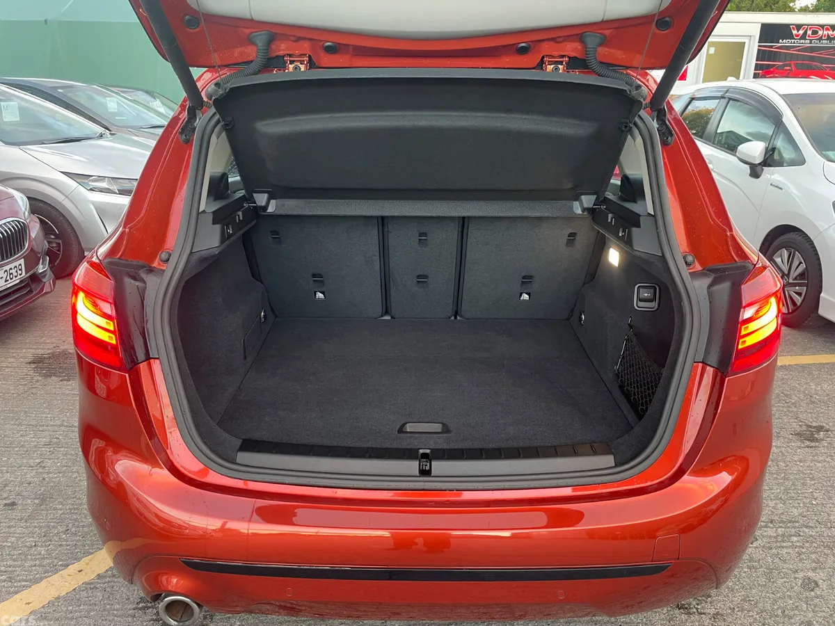 BMW 2-Series Hatchback, Diesel, 2018, Orange