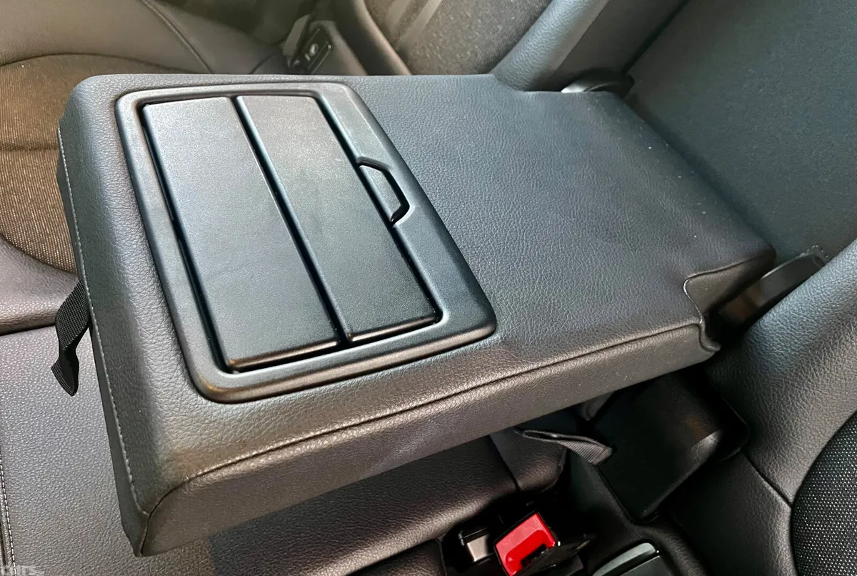 BMW 2-Series Hatchback, Diesel, 2018, Orange