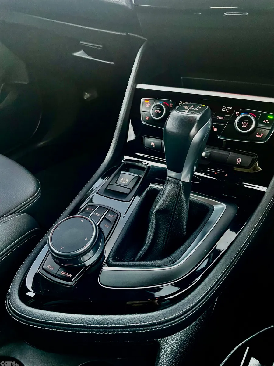 BMW 2-Series Hatchback, Diesel, 2018, Orange