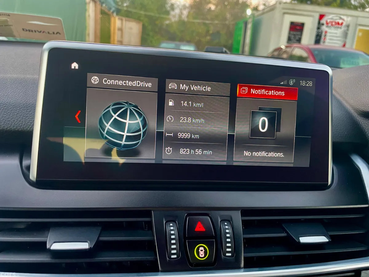 BMW 2-Series Hatchback, Diesel, 2018, Orange