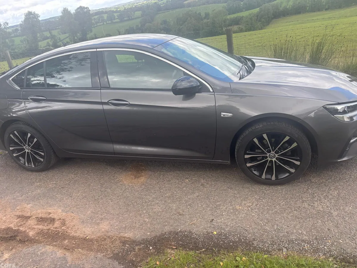 Vauxhall Insignia Hatchback, Diesel, 2022, Grey