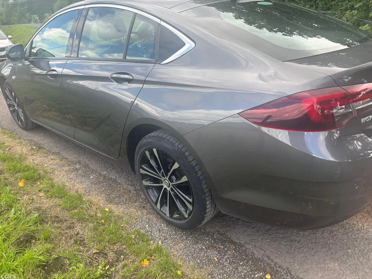 Vauxhall Insignia Hatchback, Diesel, 2022, Grey
