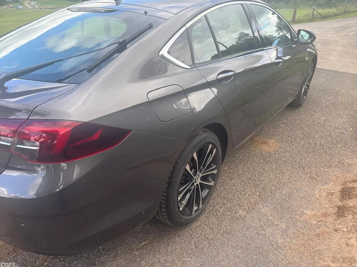 Vauxhall Insignia Hatchback, Diesel, 2022, Grey