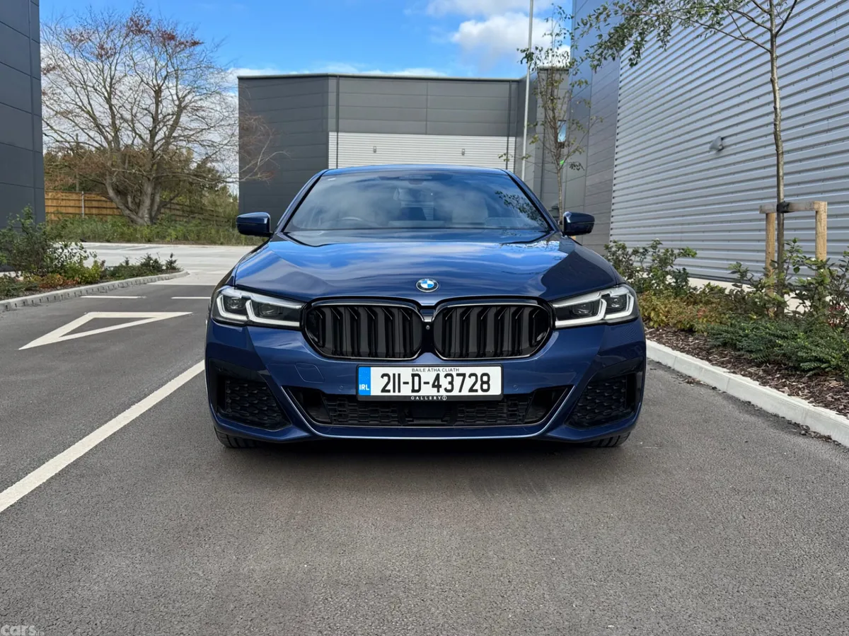 BMW 5-Series Saloon, Petrol Plug-in Hybrid, 2021, Blue