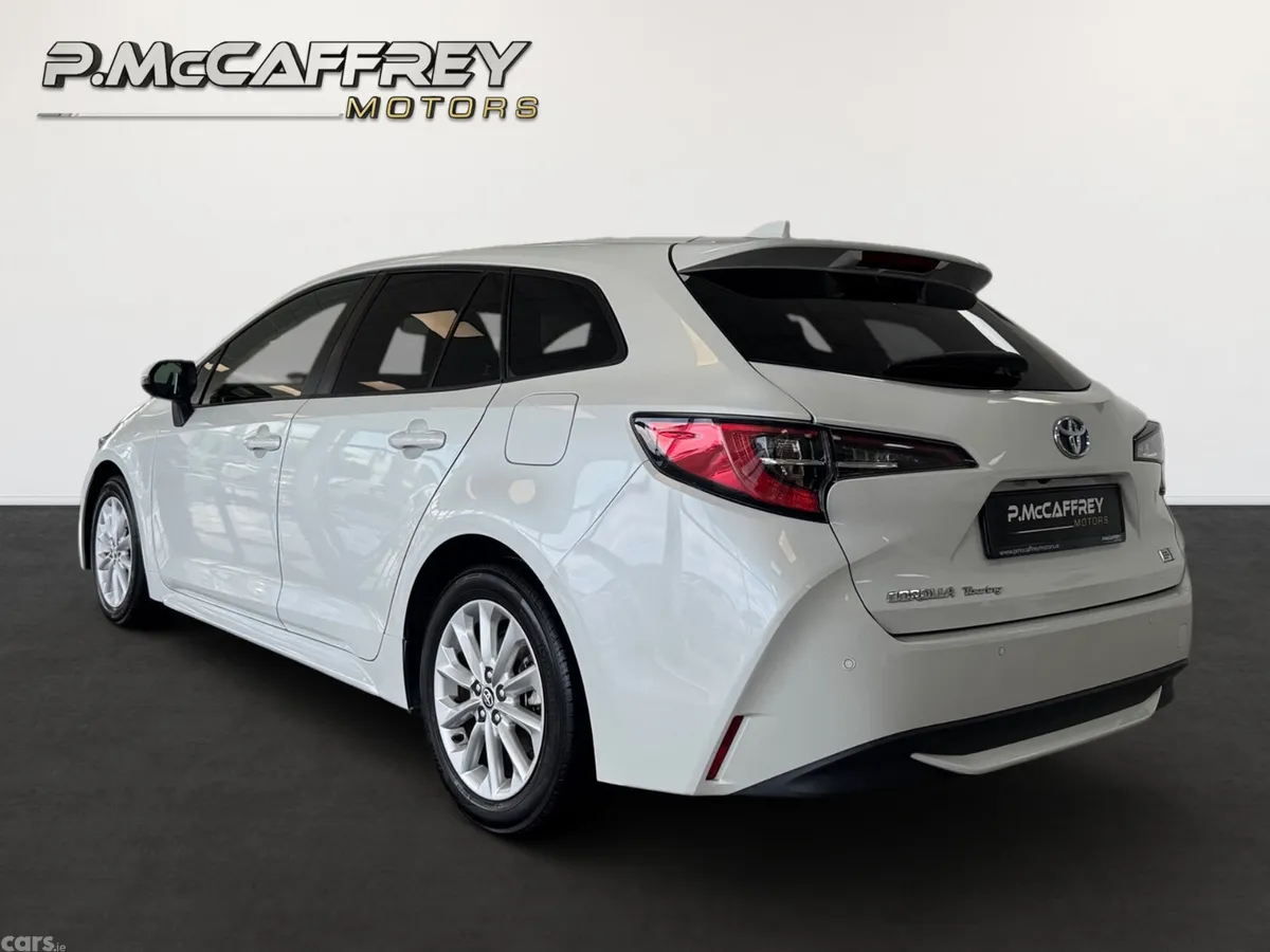 Toyota Corolla Estate, Petrol Hybrid, 2022, White