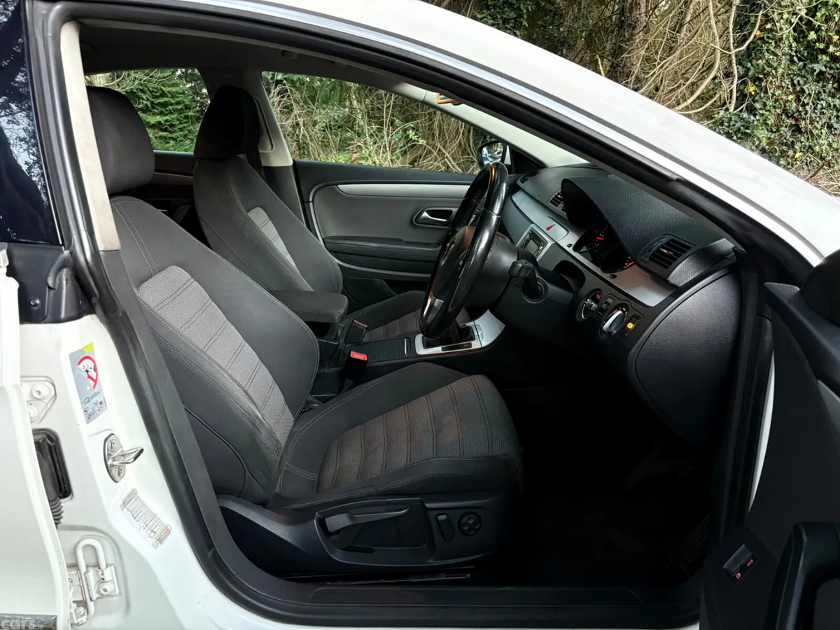 Volkswagen Passat Coupe, Diesel, 2010, White
