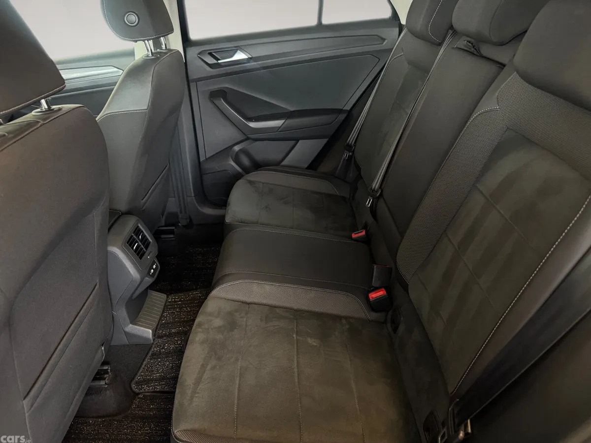 Volkswagen T-Roc SUV, Diesel, 2022, Black