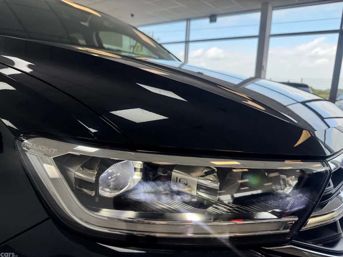 Volkswagen T-Roc SUV, Diesel, 2022, Black