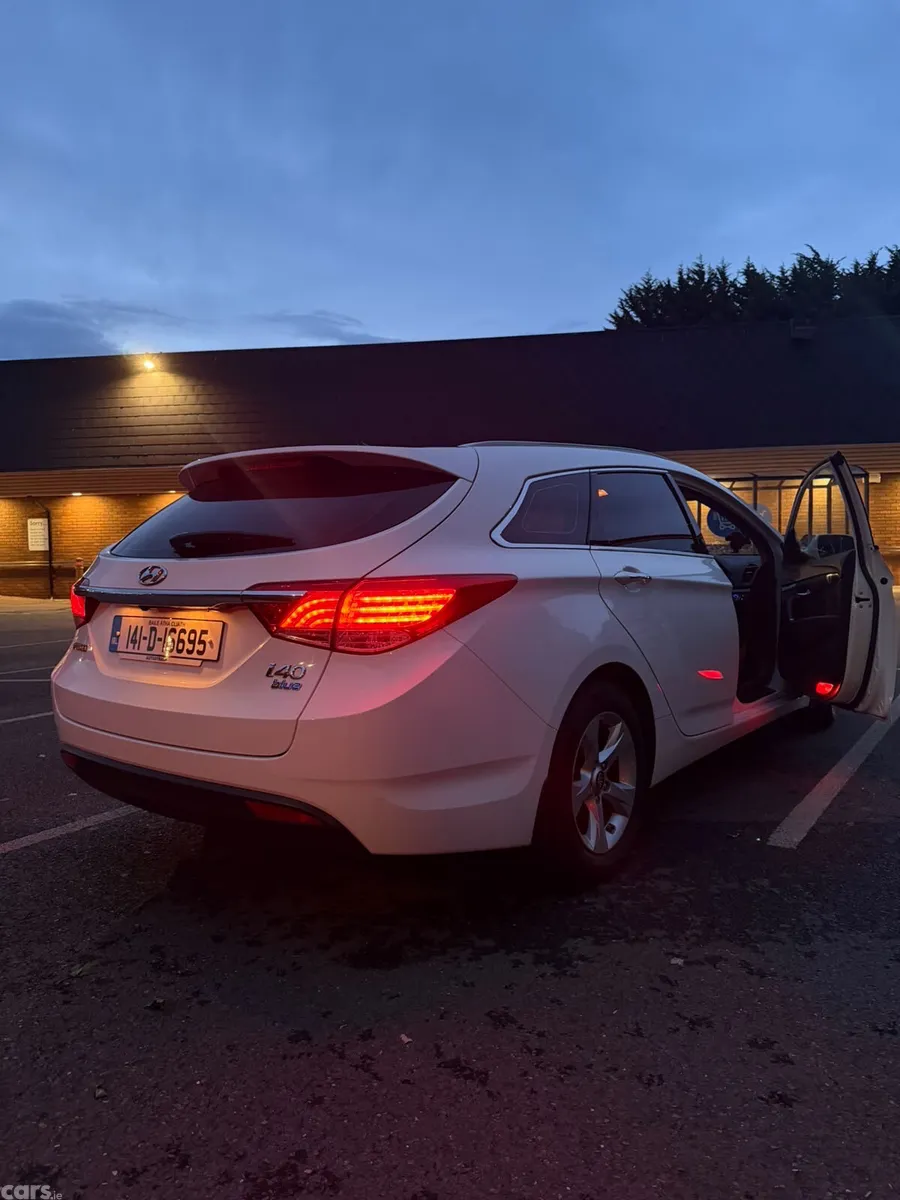 Hyundai i40 Estate, Diesel, 2014, White