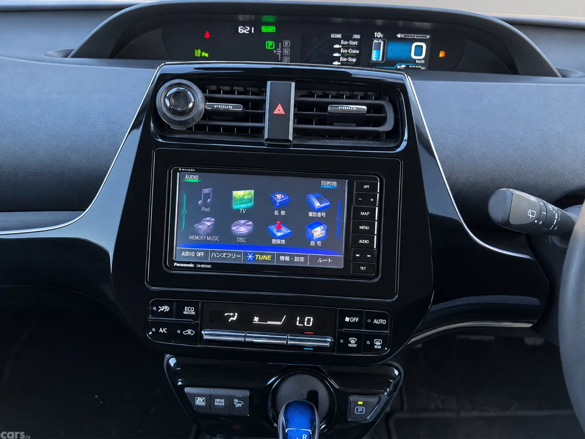 Toyota Prius Hatchback, Petrol Hybrid, 2019, White