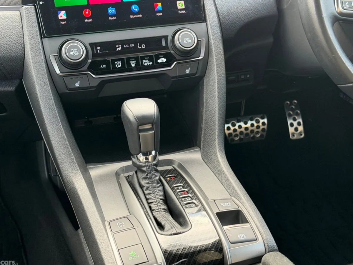 Honda Civic Hatchback, Petrol, 2019, White