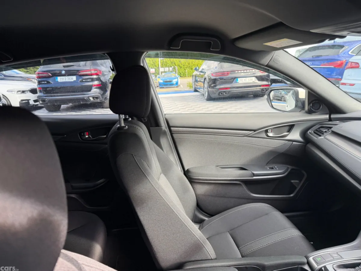 Honda Civic Hatchback, Petrol, 2019, White