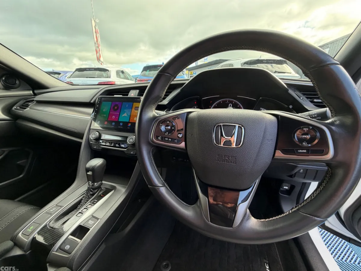 Honda Civic Hatchback, Petrol, 2019, White