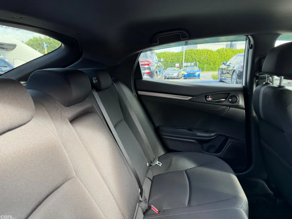 Honda Civic Hatchback, Petrol, 2019, White